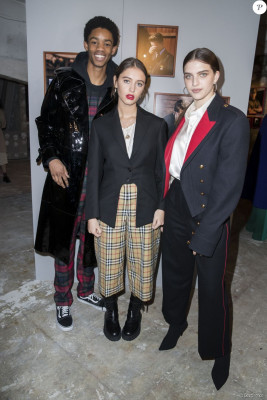 Iris Law pic #1029051