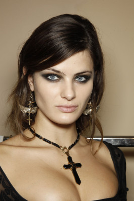 Isabeli Fontana pic #409650