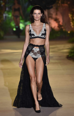 Isabeli Fontana pic #1101843