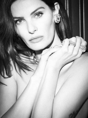 photo 8 in Isabeli Fontana gallery [id1375127] 2025-08-06 00:00:00