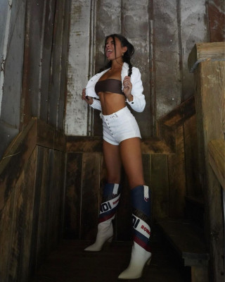 Isabella Fonte pic #1224414
