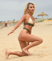 Isabelle Warburton pic #1048695