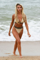 Isabelle Warburton pic #1048756