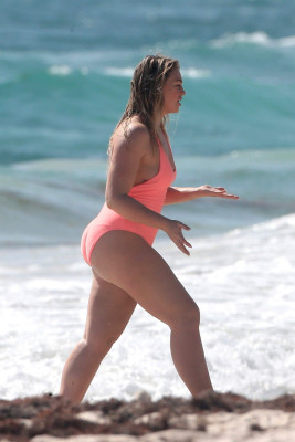 Iskra Lawrence pic #1012438