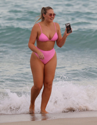 Iskra Lawrence pic #1091643