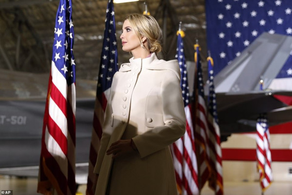Ivanka Trump pic #1195522