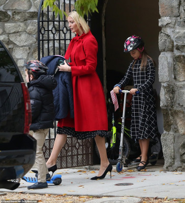 Ivanka Trump pic #1195568