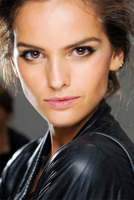 Izabel Goulart pic #407490