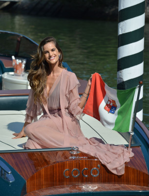 Izabel Goulart pic #959938