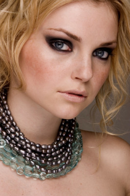 Izabella Miko pic #243573