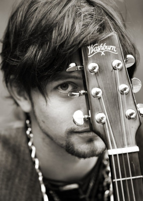 Jackson Rathbone pic #289216