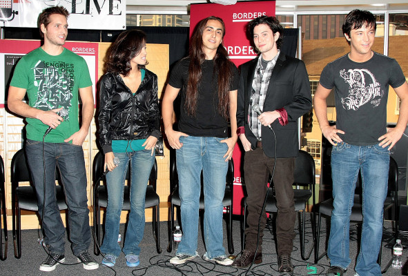 Jackson Rathbone pic #275636