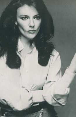Jacqueline Bisset pic #369910