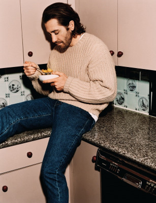 Jake Gyllenhaal pic #1227603