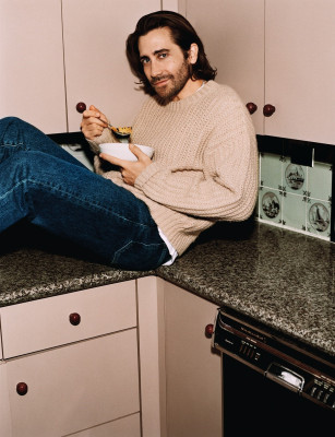 Jake Gyllenhaal pic #1227605