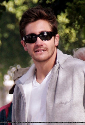 Jake Gyllenhaal pic #46299