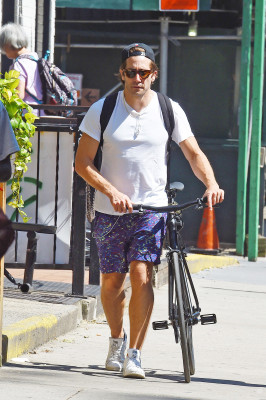 Jake Gyllenhaal pic #1226573