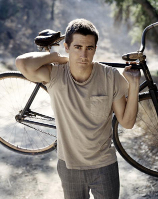 photo 20 in Jake Gyllenhaal gallery [id260944] 2010-06-02 00:00:00