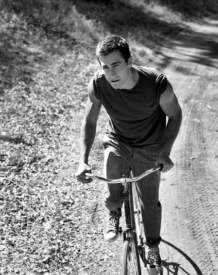 Jake Gyllenhaal pic #260936