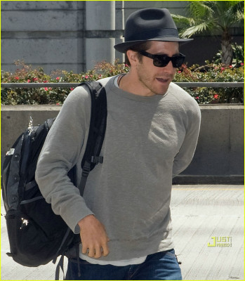 Jake Gyllenhaal pic #151242