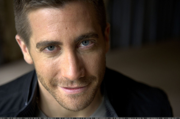Jake Gyllenhaal pic #256670