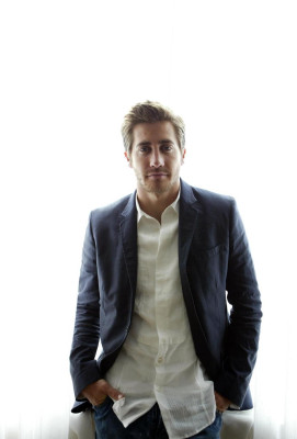 Jake Gyllenhaal pic #258611