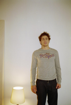 Jake Gyllenhaal pic #209428