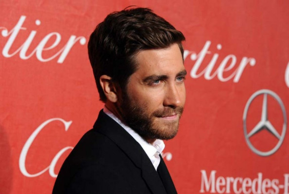 Jake Gyllenhaal pic #326689