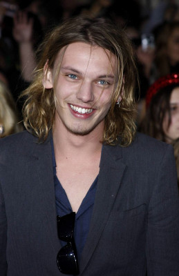 photo 24 in Jamie Campbell-Bower gallery [id331023] 2011-01-21 00:00:00