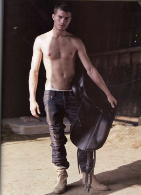Jamie Dornan pic #687359