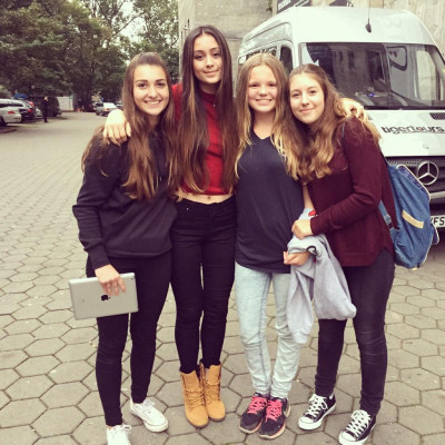 Jasmine Thompson pic #834478