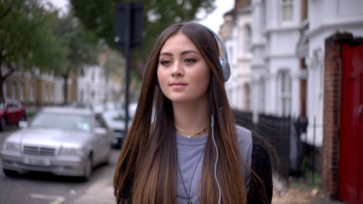 Jasmine Thompson pic #844447