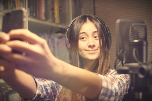 Jasmine Thompson pic #843972