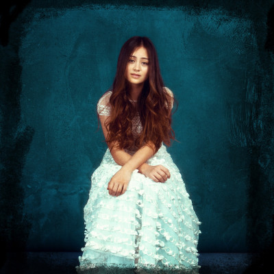 Jasmine Thompson pic #844446