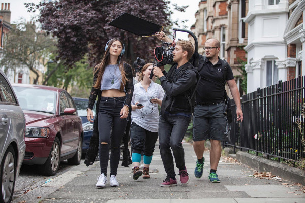 Jasmine Thompson pic #834479