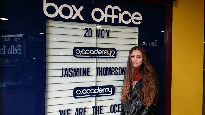 Jasmine Thompson pic #840653