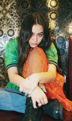 Jasmine Thompson pic #1051333