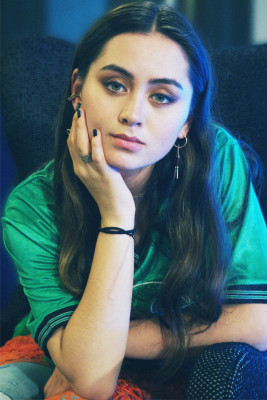 Jasmine Thompson pic #1051334