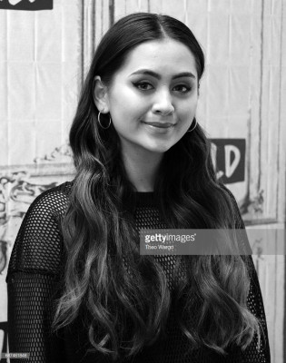 Jasmine Thompson pic #1063884