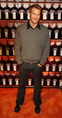 Jason Lewis pic #127966