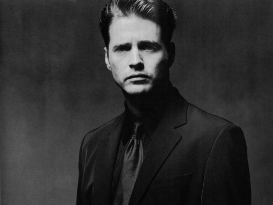 Jason Priestley pic #273811
