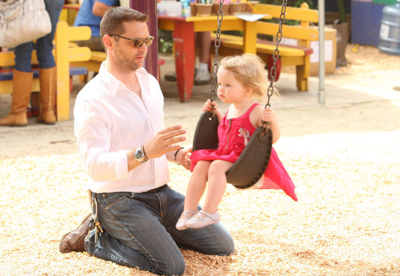 Jason Priestley pic #465800
