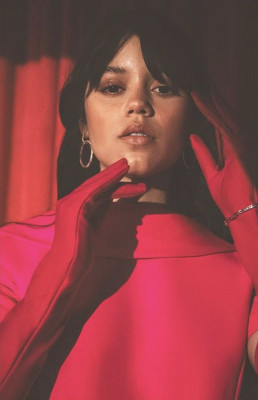Jenna Ortega pic #1313559