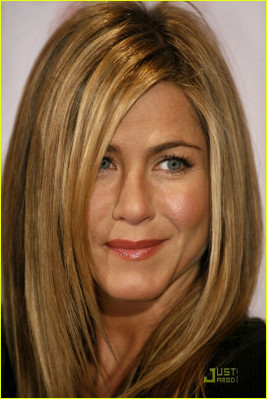 photo 18 in Aniston gallery [id137170] 2009-03-06 00:00:00