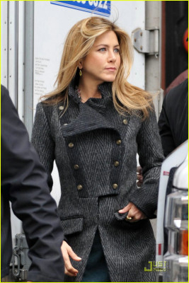 photo 14 in Aniston gallery [id144967] 2009-04-03 00:00:00