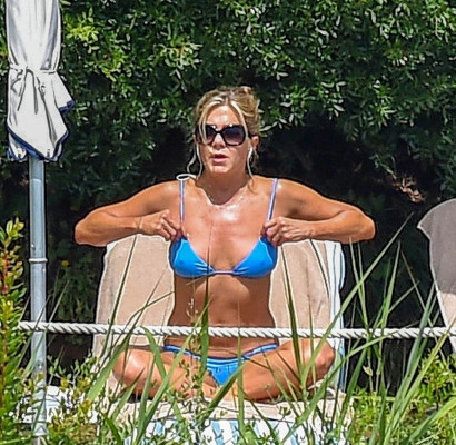 Jennifer Aniston pic #1054299