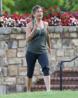 photo 23 in Jennifer Aniston gallery [id794882] 2015-09-03 00:00:00