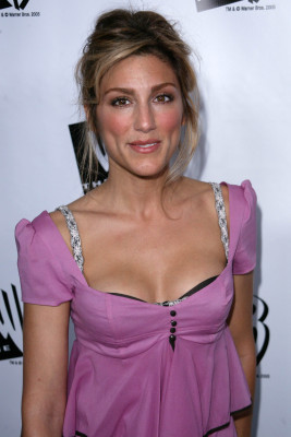 photo 24 in Jennifer Esposito gallery [id1026159] 2018-04-04 00:00:00