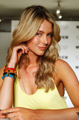 Jennifer Hawkins pic #220435