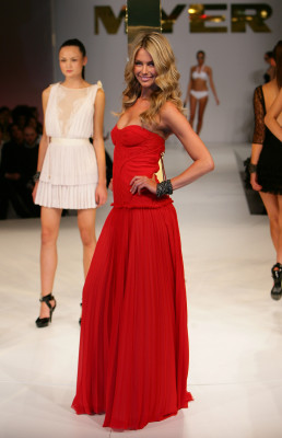 Jennifer Hawkins pic #220407